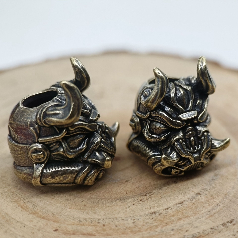 Mecha Dog Head Brass Knife Bea - Dog Raincoat recensie en prijs